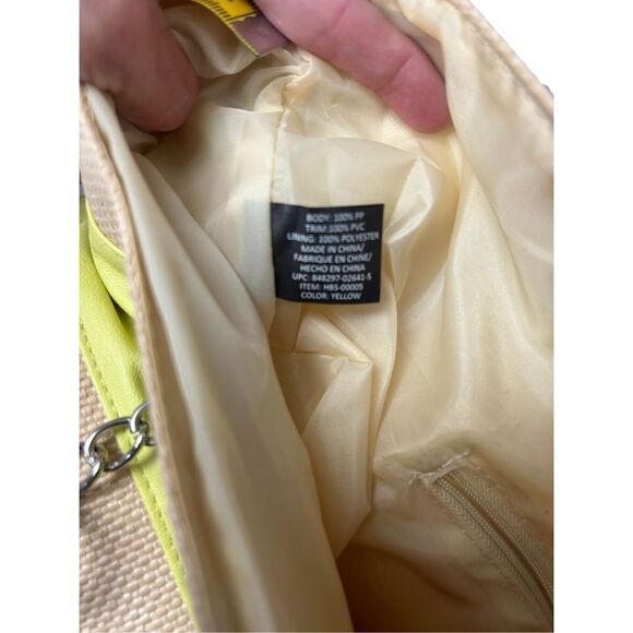 Unbranded canvas and yellow striped tote bag - perfect for beach or weekend tote - Picture 9 of 9